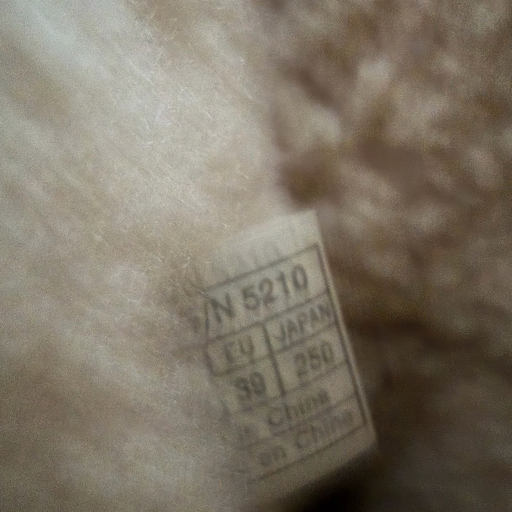 Ugg Downtown 5210 Chestnut Camel Light Brown Suede Sheepskin Tall Boots 8M - Picture 7 of 10